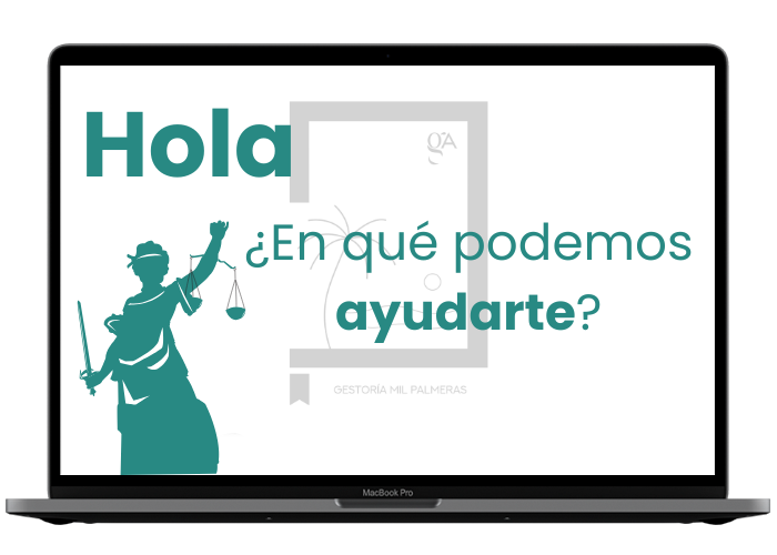maqueta de una laptop con publicidad de una Gestoría en Orihuela Costa